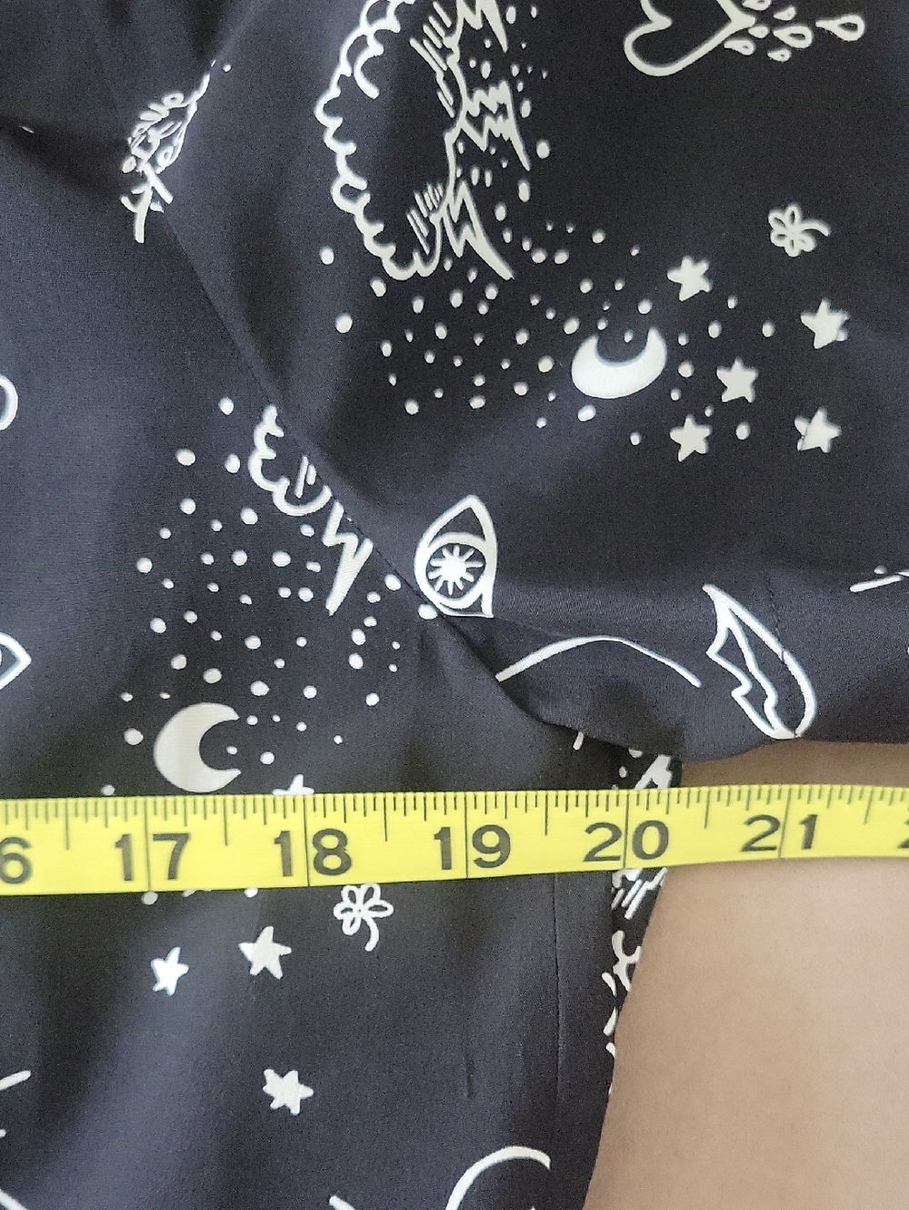Sandro Paris Silk Short Sleeve Black Graphic Print Romper Size 2 - Picture 11 of 14
